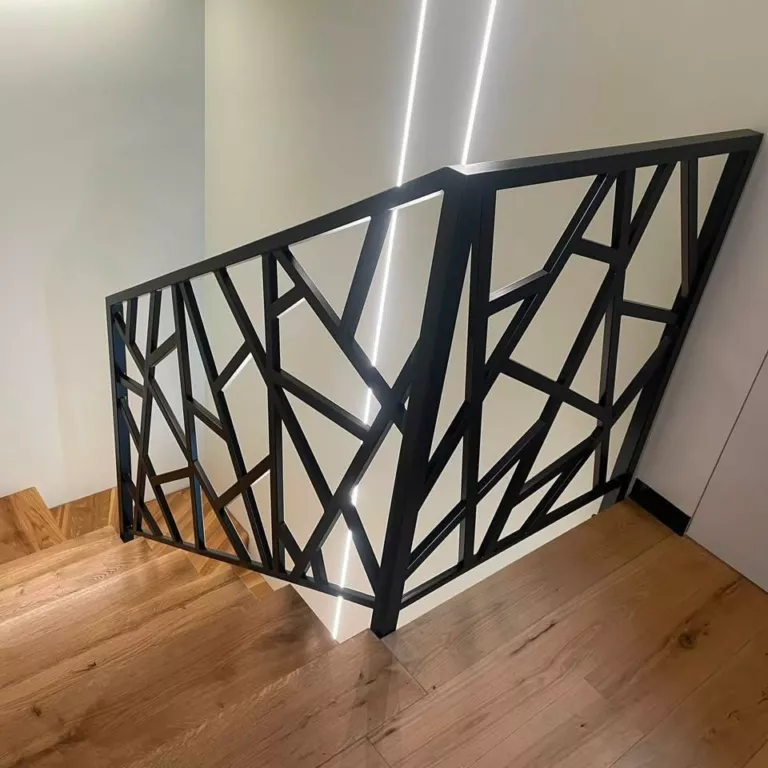Balustrada o wzorze geometrycznym